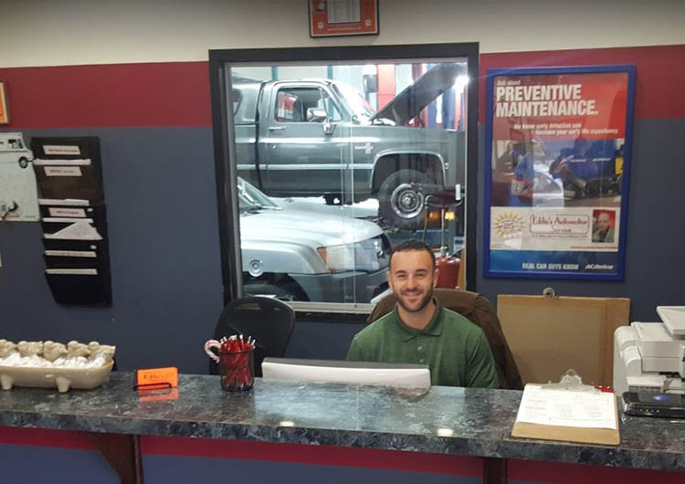 AUTO REPAIR SERVICES
