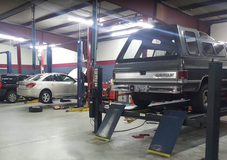 AUTO REPAIR SERVICES
